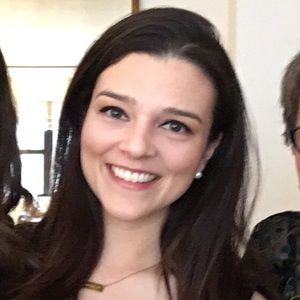 Meet your Posher, Ava